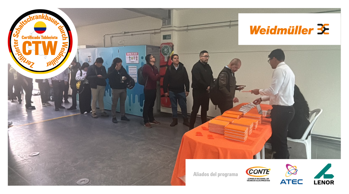 Entrega de kits a los asistentes al lanzamiento